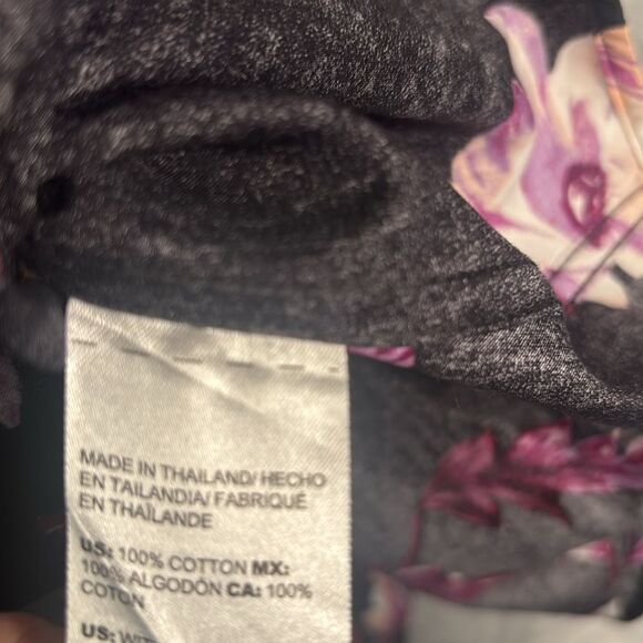 Chico’s Black Purple Floral Button Front Top Long Sleeve Blouse Size 2 - Picture 7 of 8